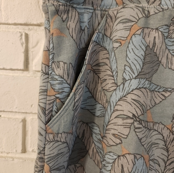 Nine West Active Mini Skirt - Picture 5 of 12